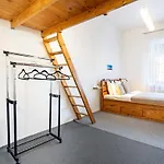 Historic Grace, Classical At Corvin Apartamento Budapeste